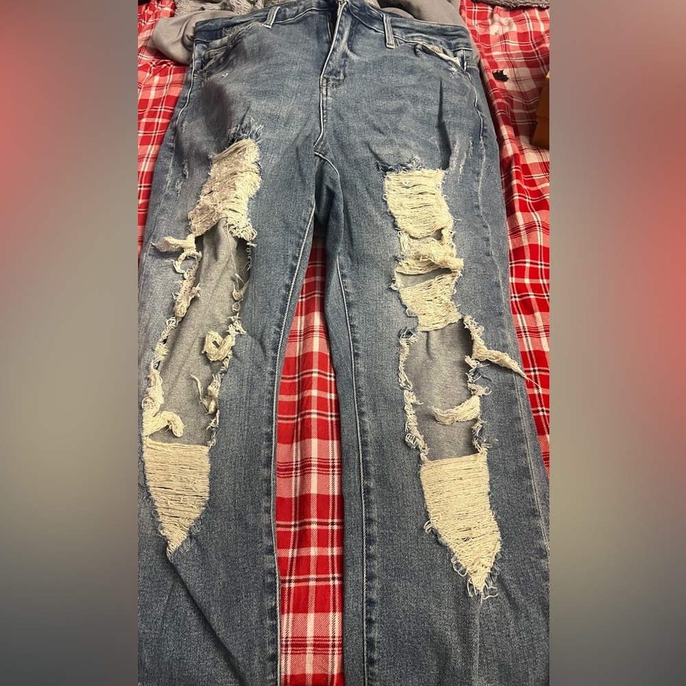 Judy blues Distressed Blue Jeans